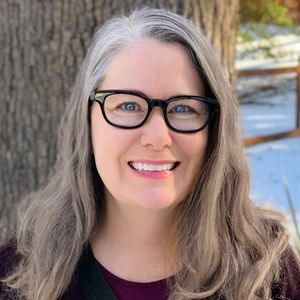 Meet your Posher, Deanna